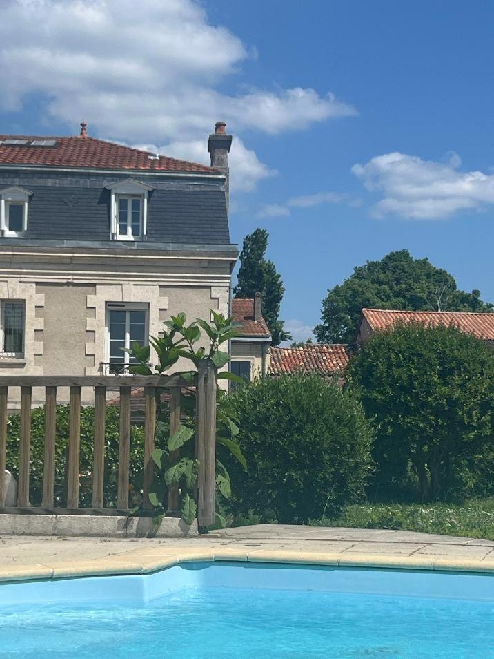 Les Tuileries De Chanteloup La Roche-Chalais Zewnętrze zdjęcie